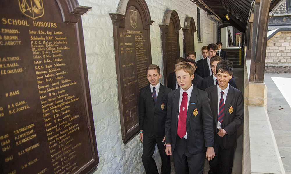  Students walking through the cloisters